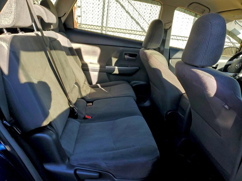 Photo 10 from auction – 2012 TOYOTA PRIUS V with VIN JTDZN3EU7C3175919