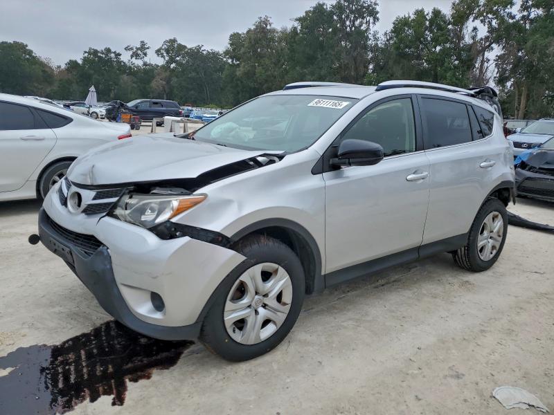 TOYOTA RAV4 LE 2015 with VIN JTMBFREV4FD100426 - Photo from auction