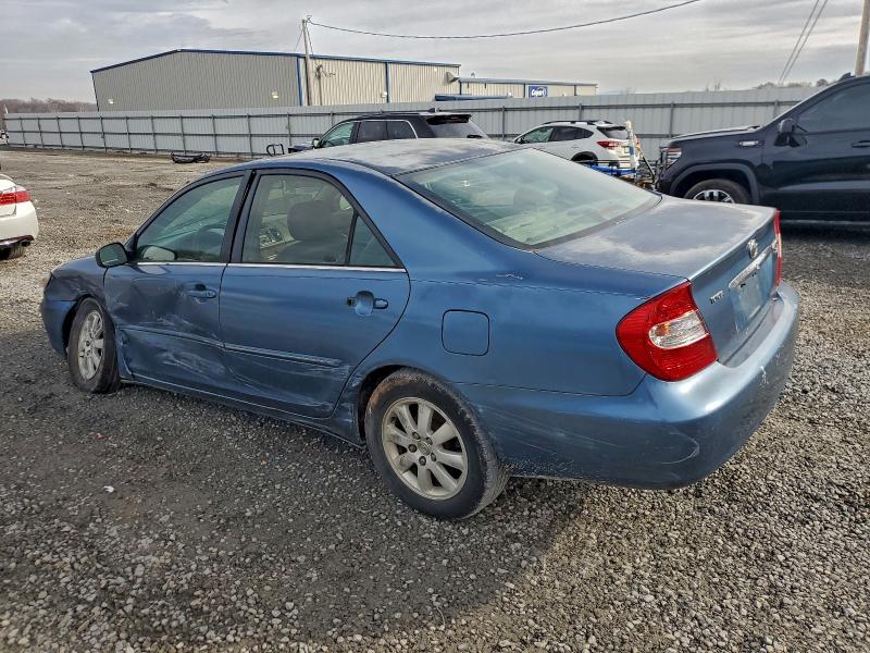 Photo 2 from auction – 2002 TOYOTA CAMRY LE with VIN 4T1BF30K52U534547