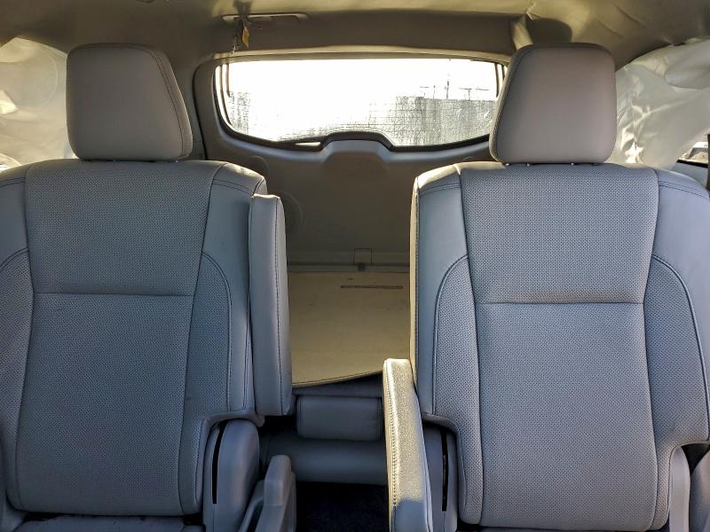 Photo 10 from auction – 2018 TOYOTA HIGHLANDER with VIN 5TDDGRFH1JS044747