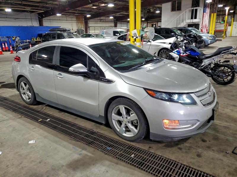 Photo 4 from auction – 2015 CHEVROLET VOLT with VIN 1G1RD6E41FU130387