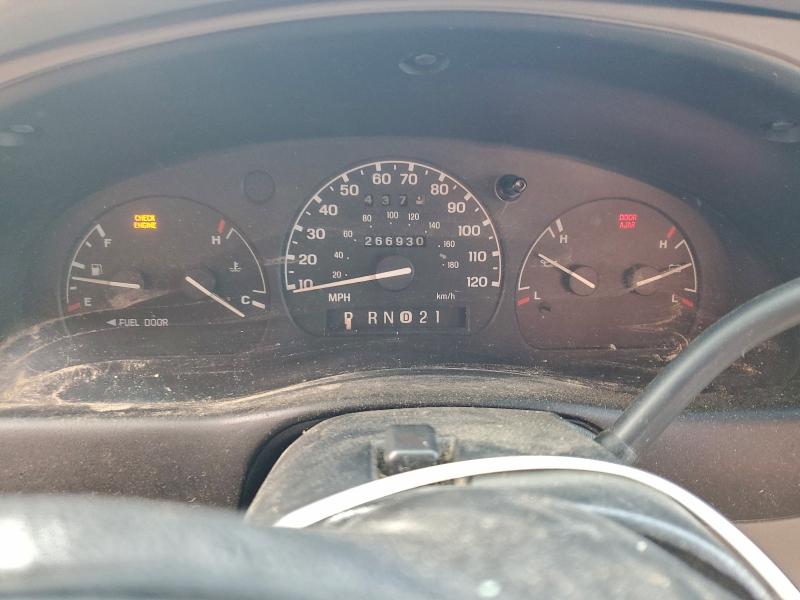 Photo 9 from auction – 2000 FORD RANGER with VIN 1FTYR10C5YTA23731