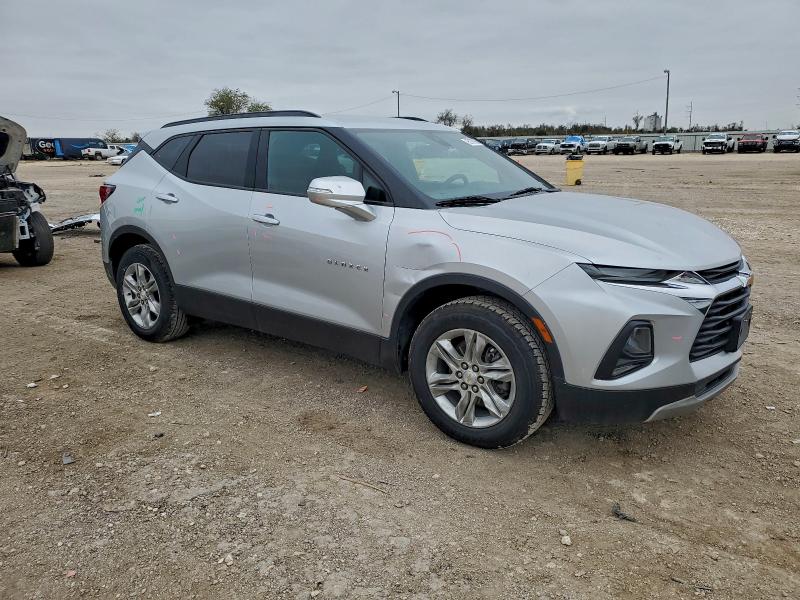 Photo 4 from auction – 2021 CHEVROLET BLAZER 2LT with VIN 3GNKBCRS7MS570401