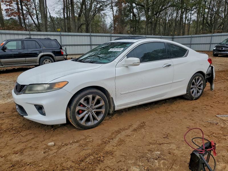 HONDA ACCORD EXL 2014 with VIN 1HGCT2B82EA000944 - Photo from auction