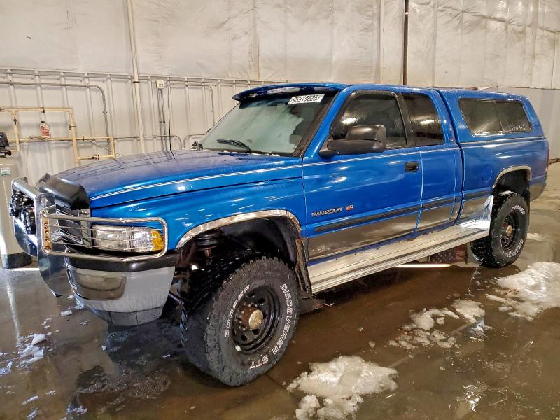 DODGE RAM 2500 1998 with VIN 1B7KF23W2WJ229396 - Photo from auction