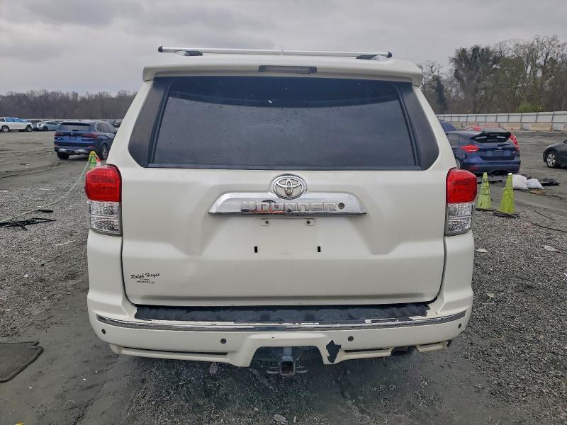 Photo 6 from auction – 2013 TOYOTA 4RUNNER SR with VIN JTEBU5JR6D5146138