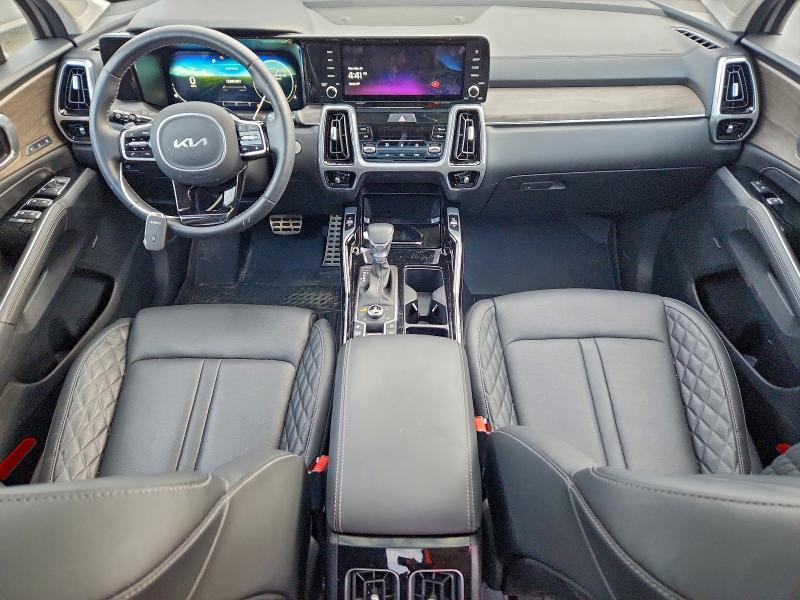 Photo 8 from auction – 2023 KIA SORENTO SX with VIN 5XYRKDLF3PG210430