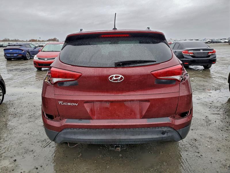 Photo 6 from auction – 2017 HYUNDAI TUCSON SE with VIN KM8J23A40HU596079