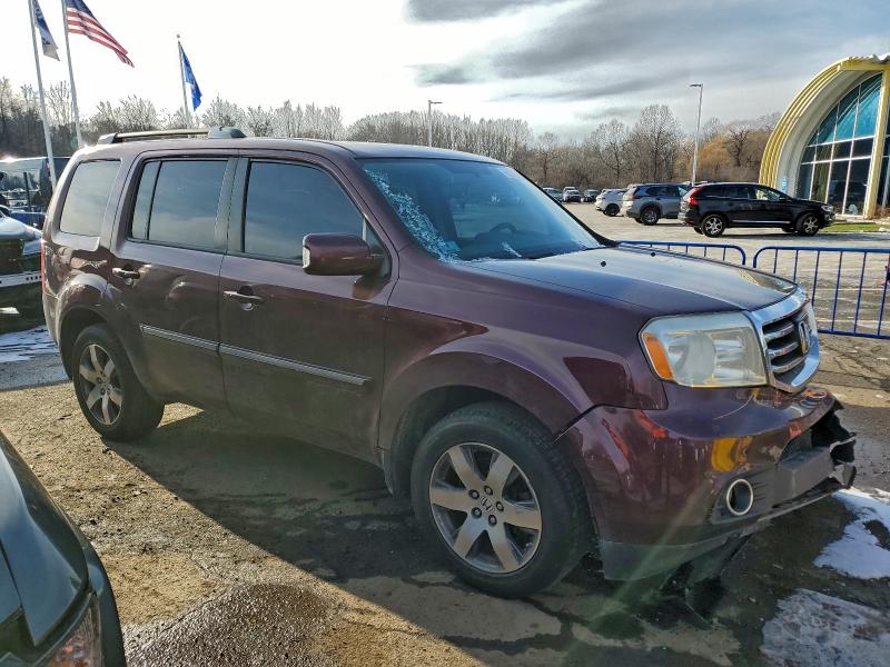 Photo 4 from auction – 2014 HONDA PILOT TOUR with VIN 5FNYF4H93EB022420