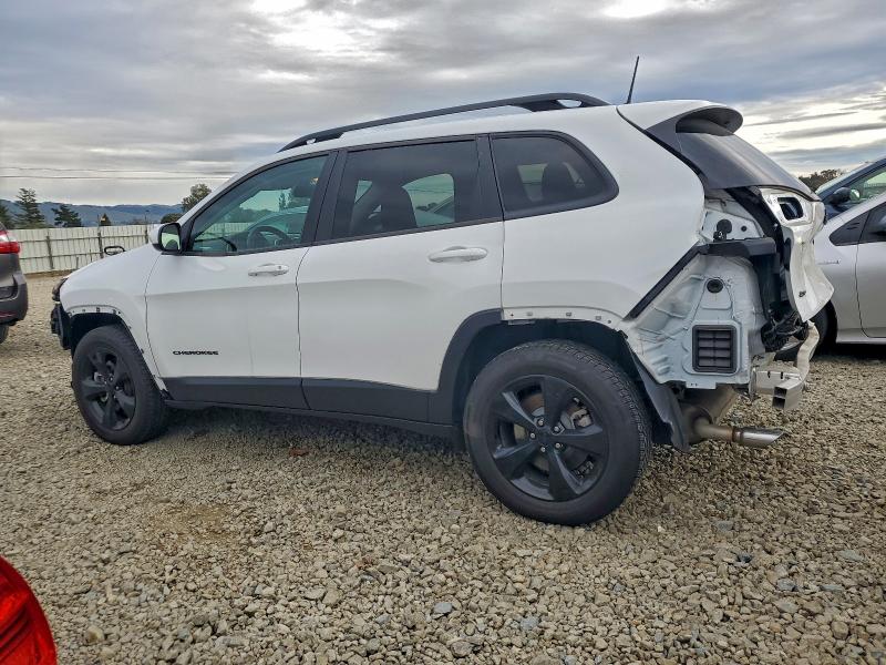 Photo 2 from auction – 2018 JEEP CHEROKEE L with VIN 1C4PJMCB8JD607922