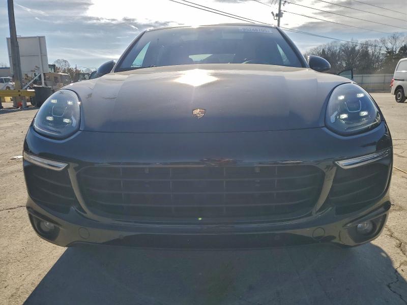 Photo 5 from auction – 2016 PORSCHE CAYENNE SE with VIN WP1AE2A26GLA63483