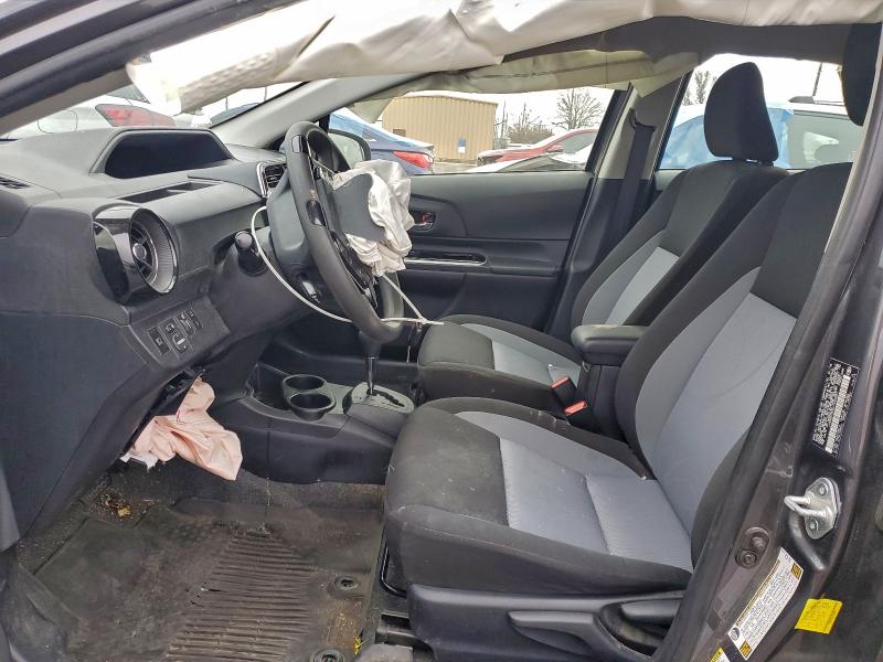 Photo 7 from auction – 2018 TOYOTA PRIUS C with VIN JTDKDTB35J1609831