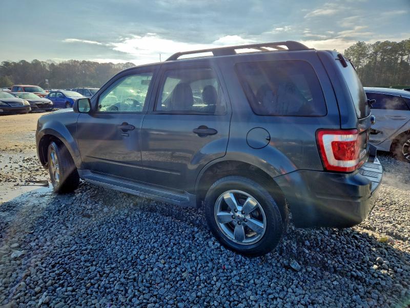 Photo 2 from auction – 2009 FORD ESCAPE XLT with VIN 1FMCU03G09KA03181