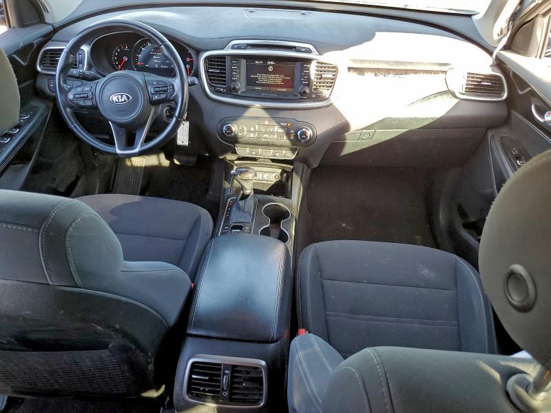Photo 8 from auction – 2018 KIA SORENTO with VIN 5XYPG4A35JG411965