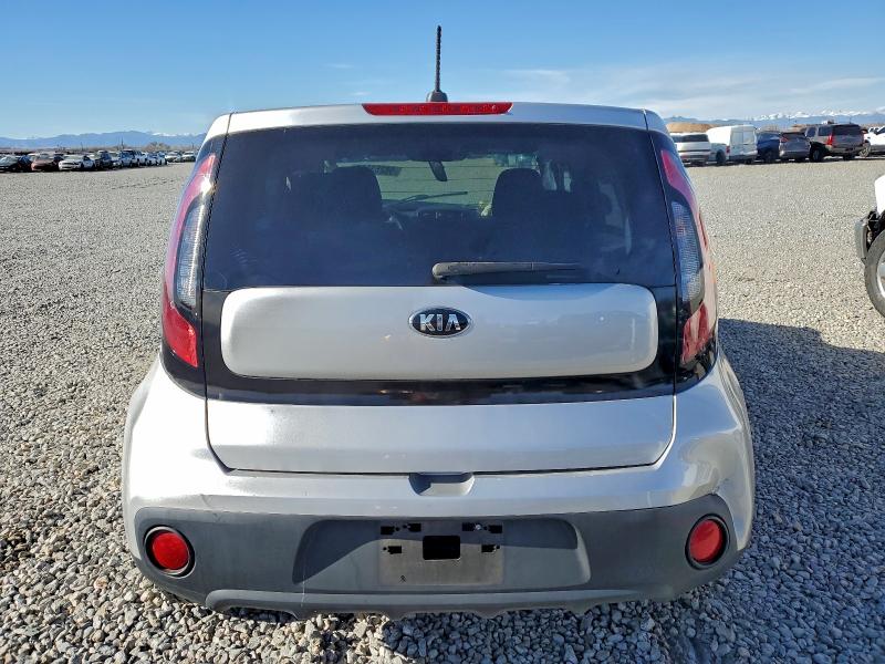 Photo 6 from auction – 2018 KIA SOUL with VIN KNDJN2A27J7564528