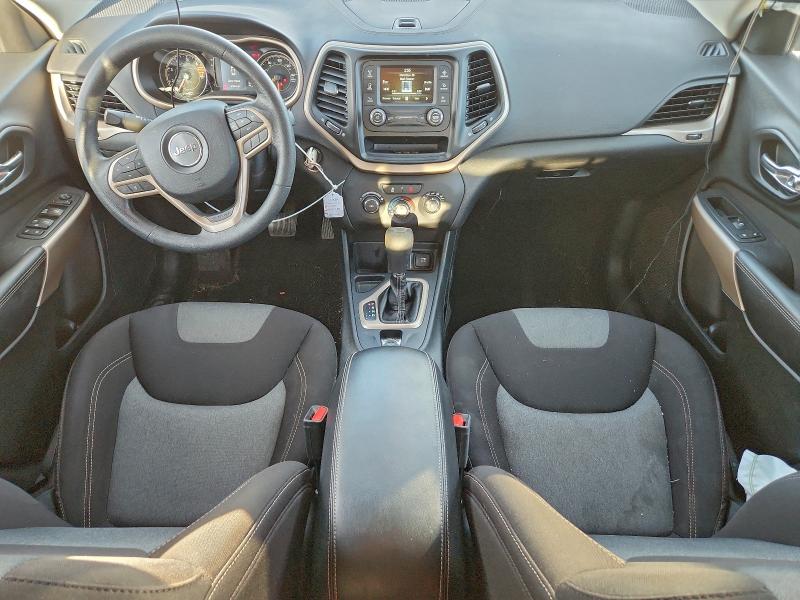 Photo 8 from auction – 2017 JEEP CHEROKEE with VIN 1C4PJLAB5HW653350