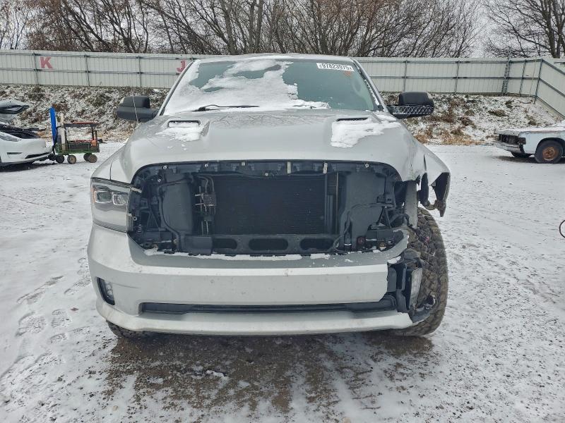 صورة رقم 5 من المزاد - 2013 RAM 1500 مع VIN 1C6RR7MT2DS708715