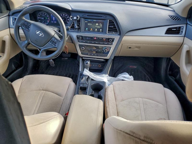 Photo 8 from auction – 2016 HYUNDAI SONATA SE with VIN 5NPE24AF0GH333788