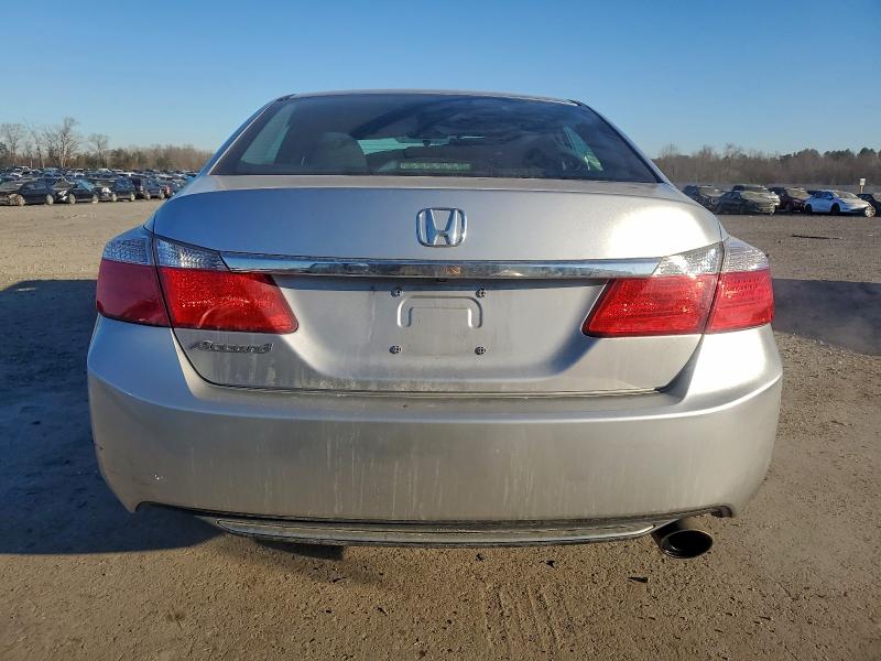 Photo 6 from auction – 2015 HONDA ACCORD EX with VIN 1HGCR2F73FA152054