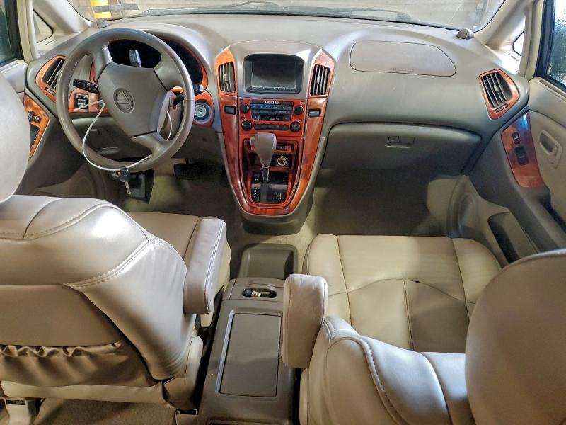 Photo 8 from auction – 2000 LEXUS RX 300 with VIN JT6HF10U1Y0135453