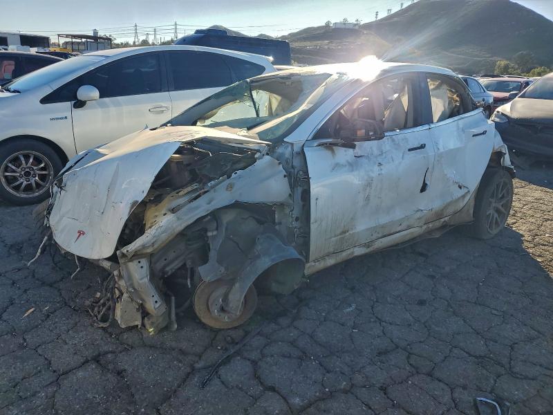 TESLA MODEL 3 2018 with VIN 5YJ3E1EB0JF092342 - Photo from auction