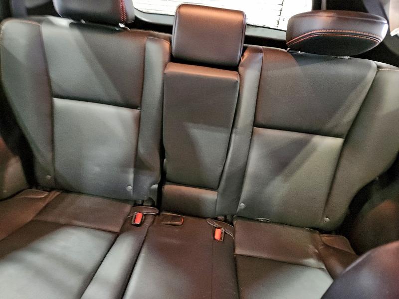 Photo 10 from auction – 2017 TOYOTA RAV4 SE with VIN 2T3JFREV7HW602882