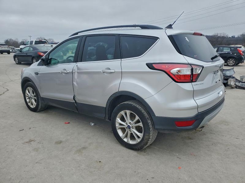 Photo 2 from auction – 2018 FORD ESCAPE SE with VIN 1FMCU0GD4JUB96475