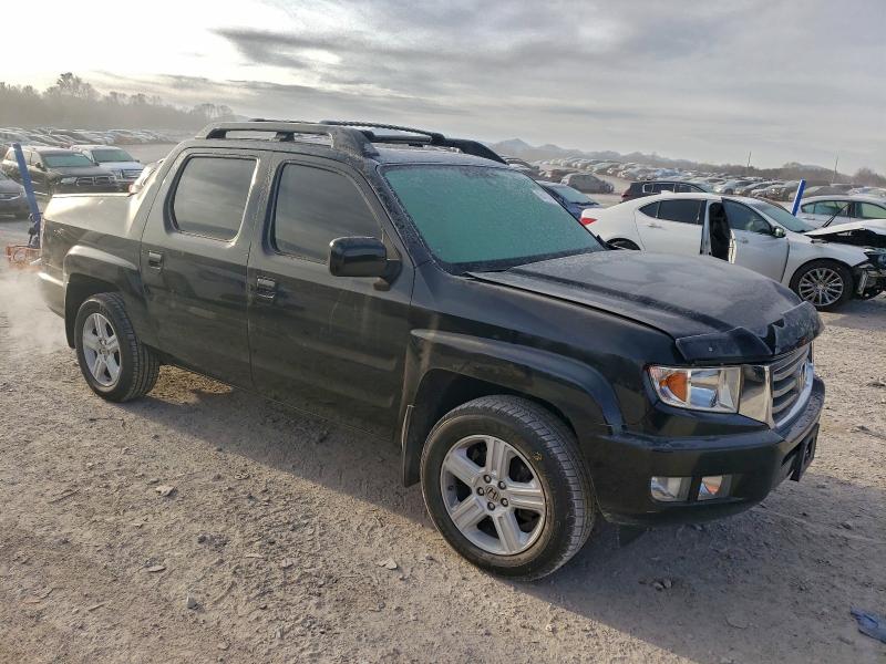 Photo 4 from auction – 2013 HONDA RIDGELINE with VIN 5FPYK1F5XDB009275