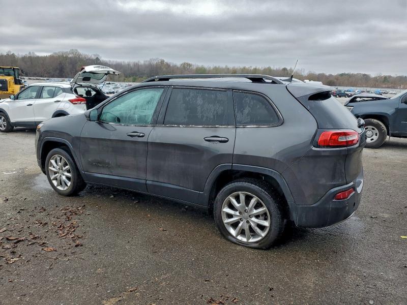 Photo 2 from auction – 2017 JEEP CHEROKEE L with VIN 1C4PJLDB8HW540374
