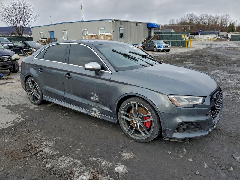 Photo 4 from auction – 2017 AUDI S3 PREMIUM with VIN WAUB1GFF0H1011285