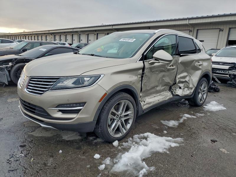 LINCOLN MKC 2015 with VIN 5LMCJ2A99FUJ33305 - Photo from auction