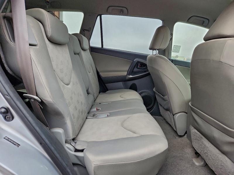 Photo 11 from auction – 2010 TOYOTA RAV4 with VIN JTMZF4DV1A5018174