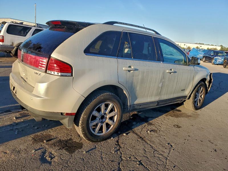 Фото 3 с аукциона – 2007 LINCOLN MKX с VIN 2LMDU68C17BJ30434