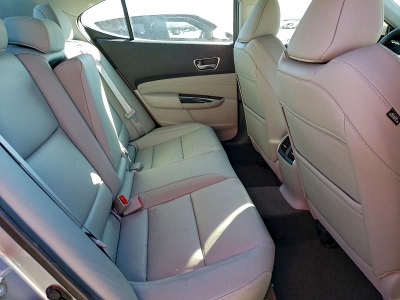 Photo 10 from auction – 2019 ACURA TLX with VIN 19UUB2F32KA001397