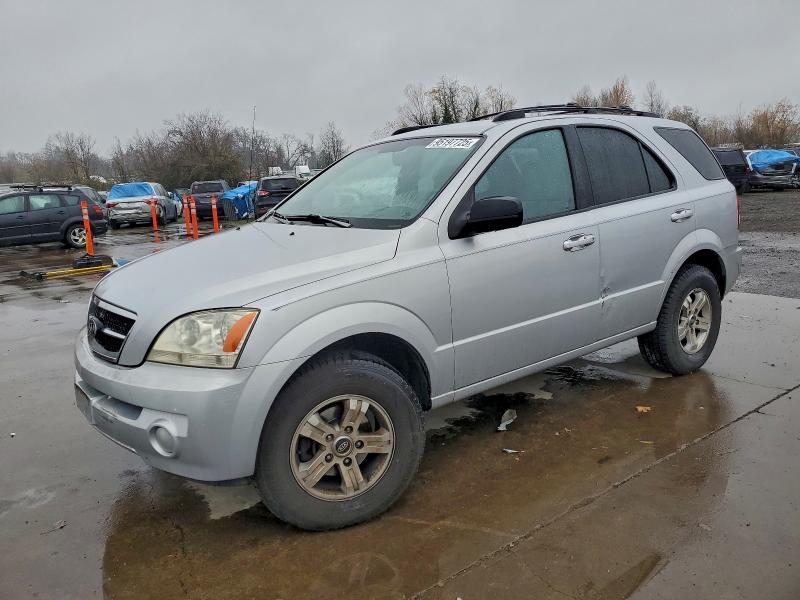 KIA SORENTO EX 2005 with VIN KNDJC733255367373 - Photo from auction