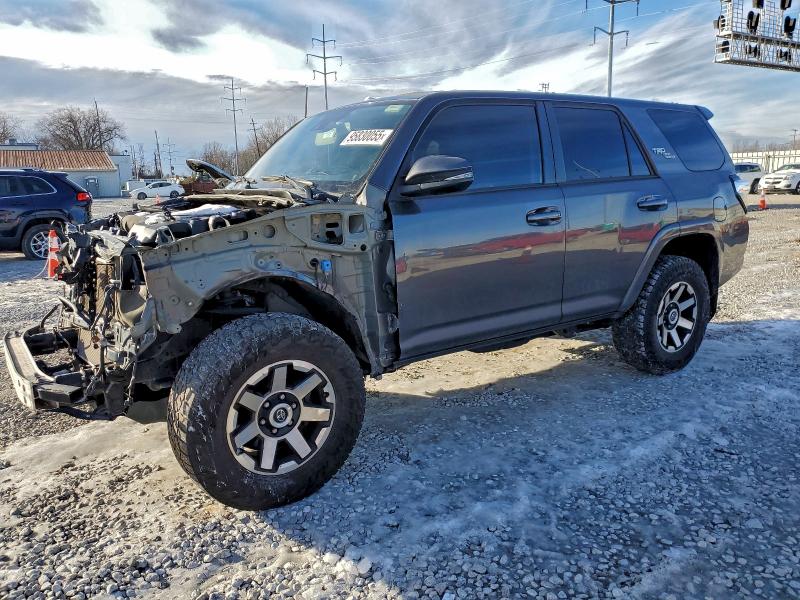 Photo 1 from auction – 2020 TOYOTA 4RUNNER SR with VIN JTEBU5JR1L5808996