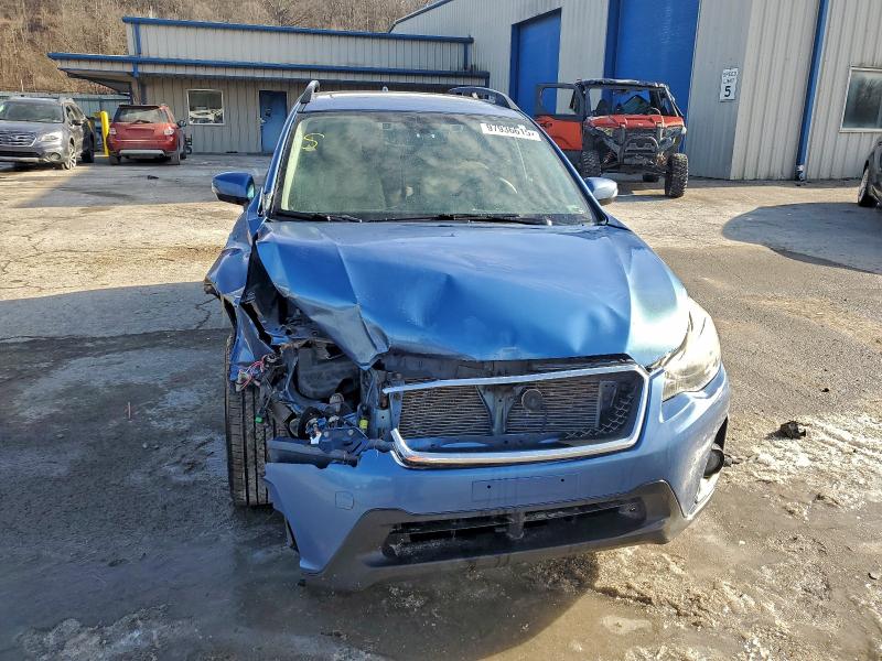 Photo 5 from auction – 2017 SUBARU CROSSTREK with VIN JF2GPANC9H8242822
