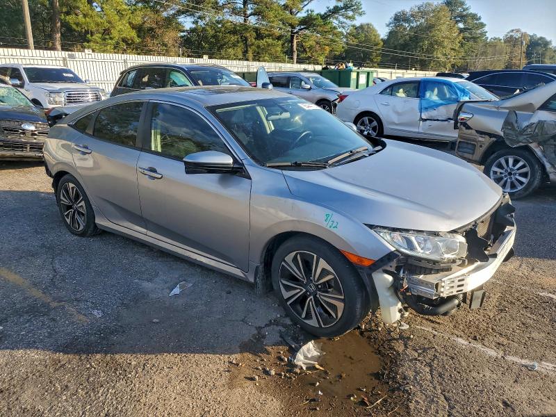 Photo 4 from auction – 2018 HONDA CIVIC EX with VIN JHMFC1F34JX010434