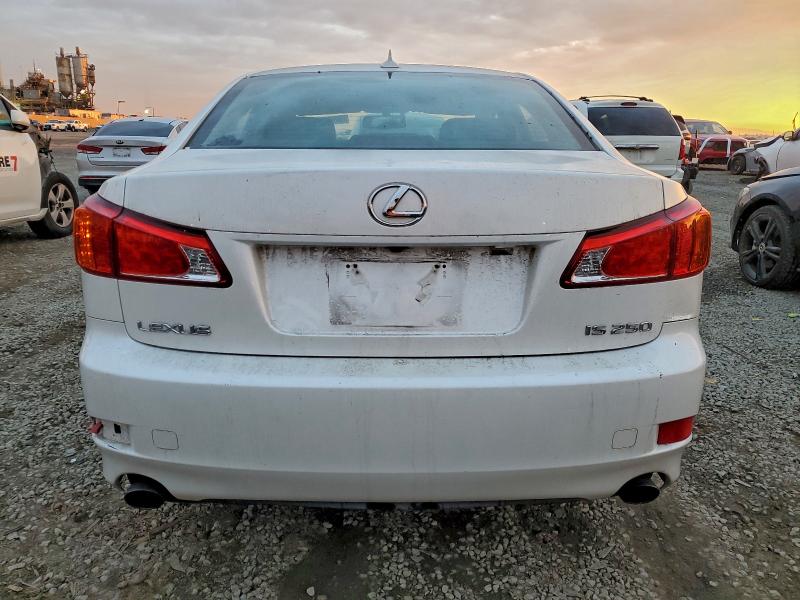 Photo 6 from auction – 2009 LEXUS IS 250 with VIN JTHBK262495097225