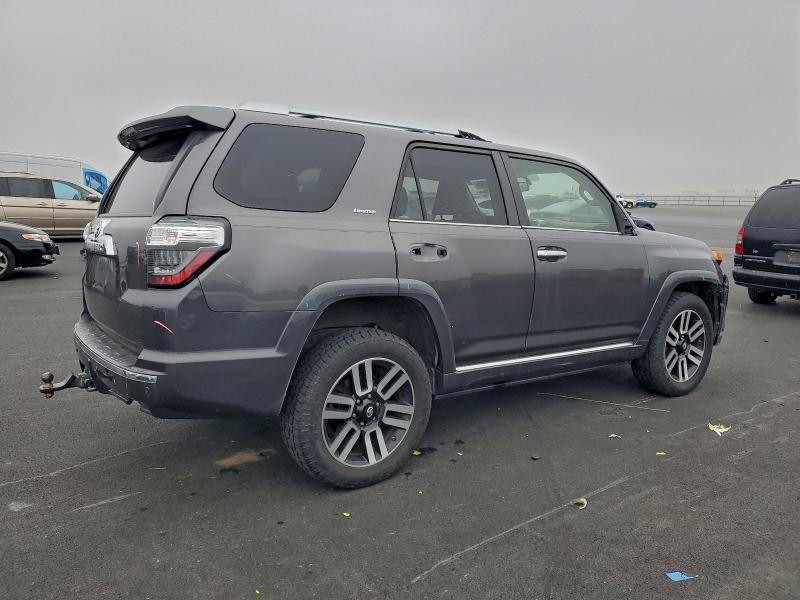 Photo 3 from auction – 2017 TOYOTA 4RUNNER SR with VIN JTEBU5JR4H5434908