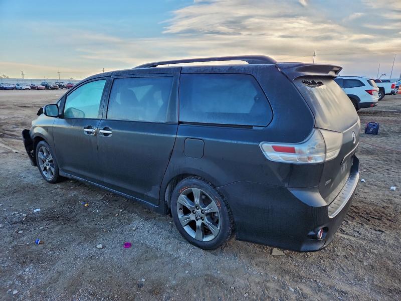 Photo 2 from auction – 2013 TOYOTA SIENNA SPO with VIN 5TDXK3DC2DS333172