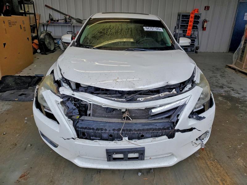 Photo 5 from auction – 2013 NISSAN ALTIMA 3.5 with VIN 1N4BL3AP3DN450253