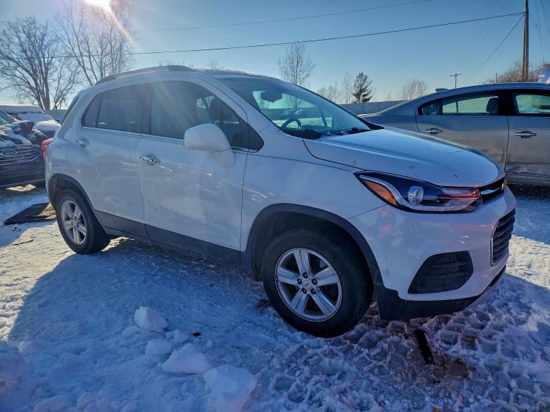 Photo 4 from auction – 2017 CHEVROLET TRAX 1LT with VIN KL7CJPSB7HB183461
