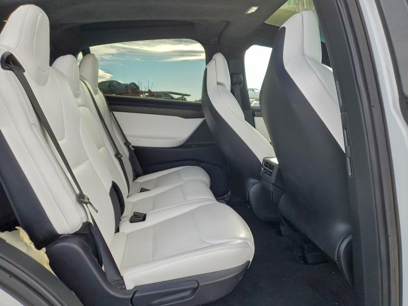 Photo 11 from auction – 2018 TESLA MODEL X with VIN 5YJXCDE23JF101205