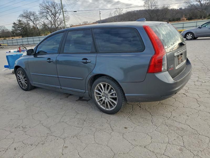 Photo 2 from auction – 2010 VOLVO V50 2.4I with VIN YV1390MW5A2528800