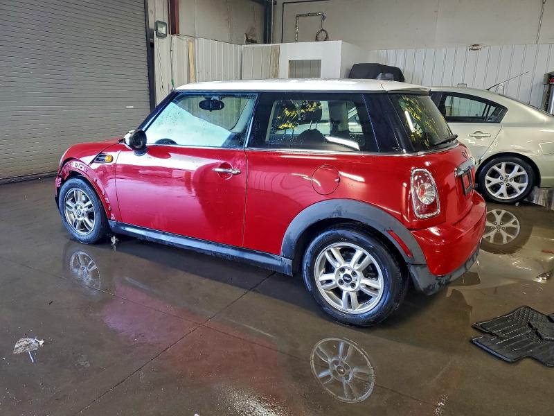 Photo 2 from auction – 2011 MINI COOPER with VIN WMWSU3C50BT099861