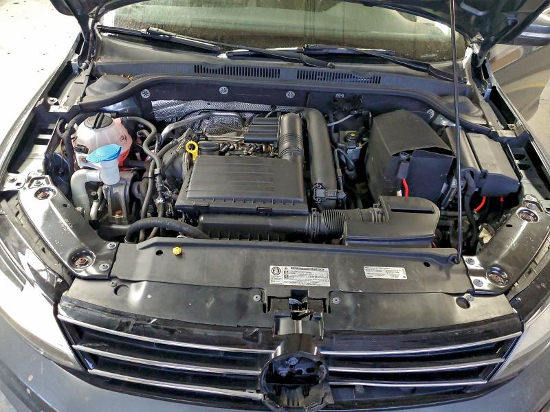 Photo 11 from auction – 2017 VOLKSWAGEN JETTA with VIN 3VWDB7AJ5HM228500