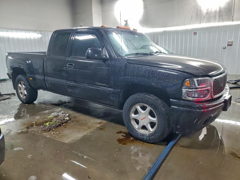 Photo 4 from auction – 2002 GMC SIERRA K15 with VIN 2GTFK69UX21333164
