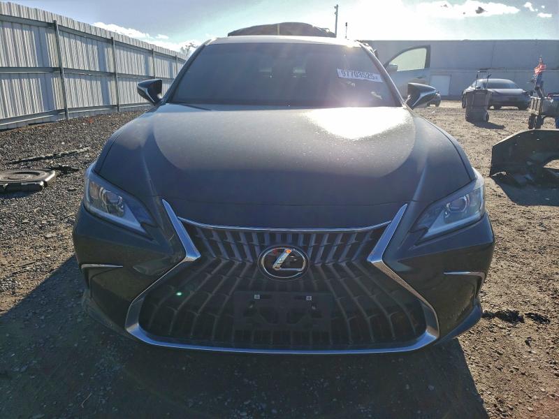 Photo 5 from auction – 2023 LEXUS ES 300H BA with VIN 58ADA1C1XPU033653