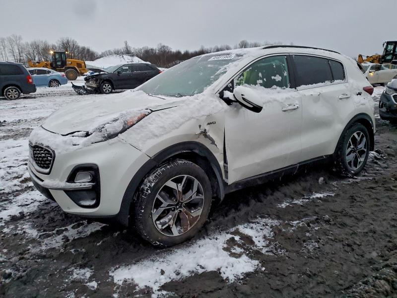 KIA SPORTAGE E 2020 with VIN KNDPNCAC9L7668644 - Photo from auction
